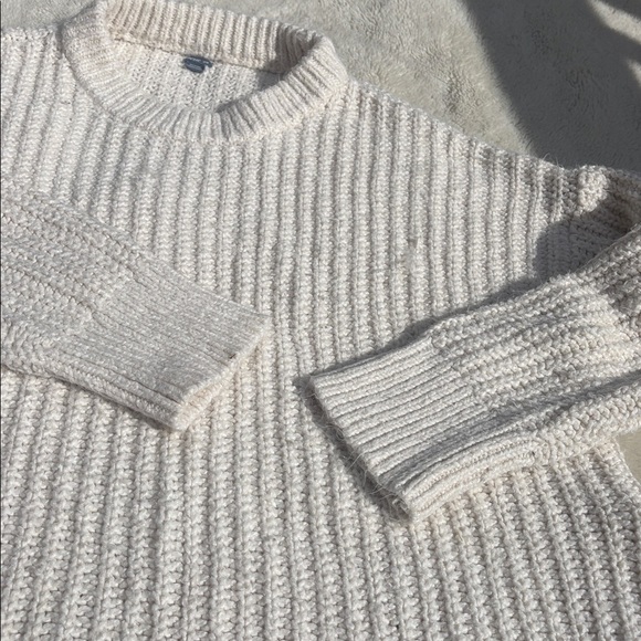 Aerie Oversized Knit Top – Size M | Neutral Cozy | Slouchy Fit - Picture 4 of 7